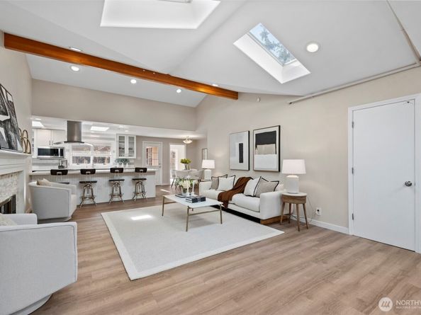 9223 128th Avenue NE, Kirkland WA 98033