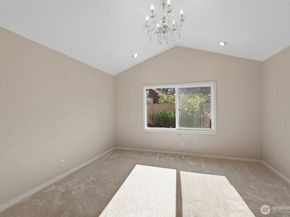 9223 128th Avenue NE, Kirkland WA 98033