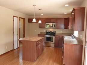 2340 Schley Boulevard, Bremerton WA 98310