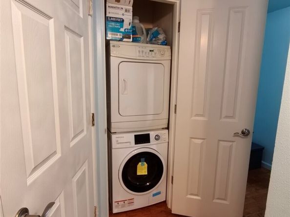 14006 SE 6th 14, Bellevue WA 98007