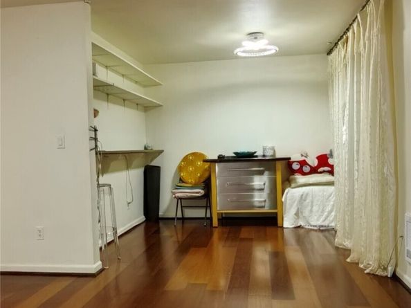 14006 SE 6th 14, Bellevue WA 98007