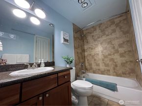 14006 SE 6th 14, Bellevue WA 98007