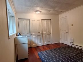 14006 SE 6th 14, Bellevue WA 98007