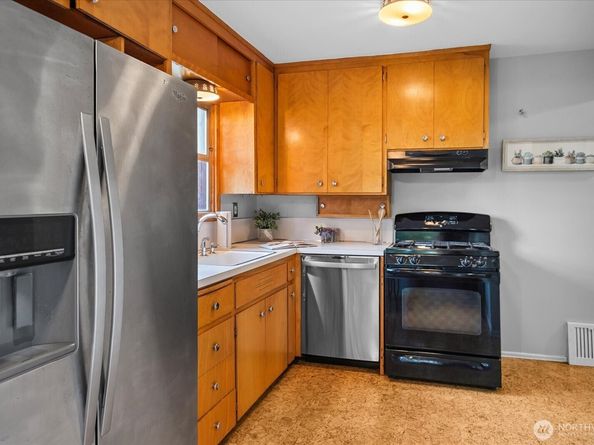 1742 NE 89th Street, Seattle WA 98115