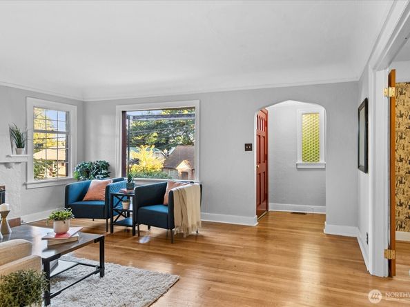 1742 NE 89th Street, Seattle WA 98115