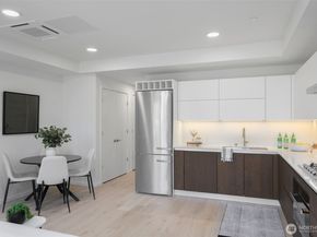 999 110th Avenue NE 401, Bellevue WA 98004