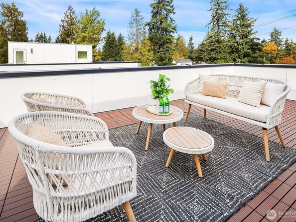 18013 2nd Avenue NE B, Shoreline WA 98155