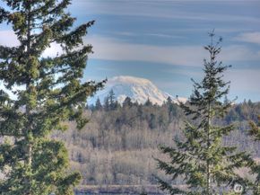 1725 W Sunn Fjord Lane J203, Bremerton WA 98312