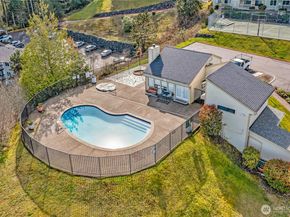 1725 W Sunn Fjord Lane J203, Bremerton WA 98312