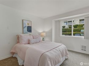 1725 W Sunn Fjord Lane J203, Bremerton WA 98312