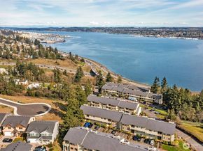 1725 W Sunn Fjord Lane J203, Bremerton WA 98312