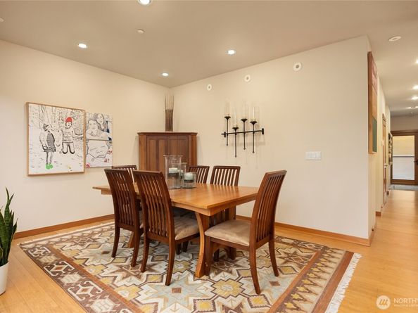 620 NE Vineyard Lane B302, Winslow WA 98110