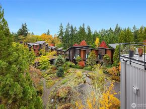 620 NE Vineyard Lane B302, Winslow WA 98110