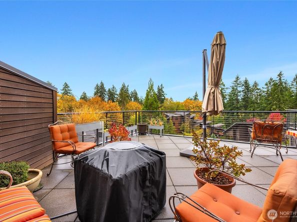 620 NE Vineyard Lane B302, Winslow WA 98110