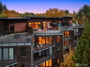 620 NE Vineyard Lane B302, Winslow WA 98110