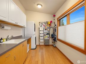 620 NE Vineyard Lane B302, Winslow WA 98110