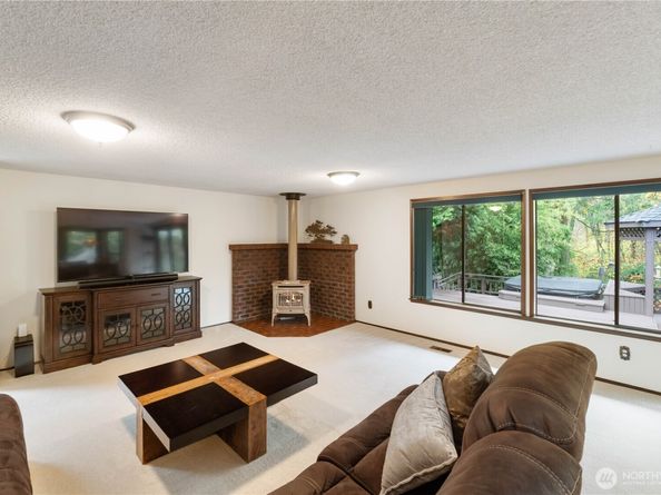 36607 9th Avenue SW, Federal Way WA 98023