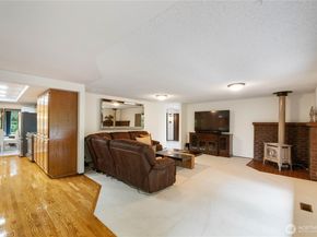 36607 9th Avenue SW, Federal Way WA 98023