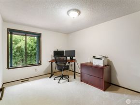 36607 9th Avenue SW, Federal Way WA 98023