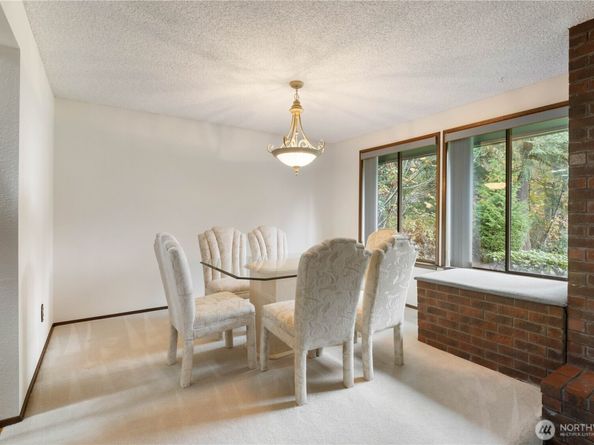 36607 9th Avenue SW, Federal Way WA 98023