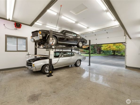 36607 9th Avenue SW, Federal Way WA 98023