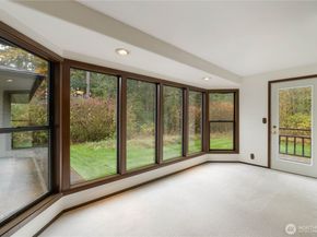 36607 9th Avenue SW, Federal Way WA 98023