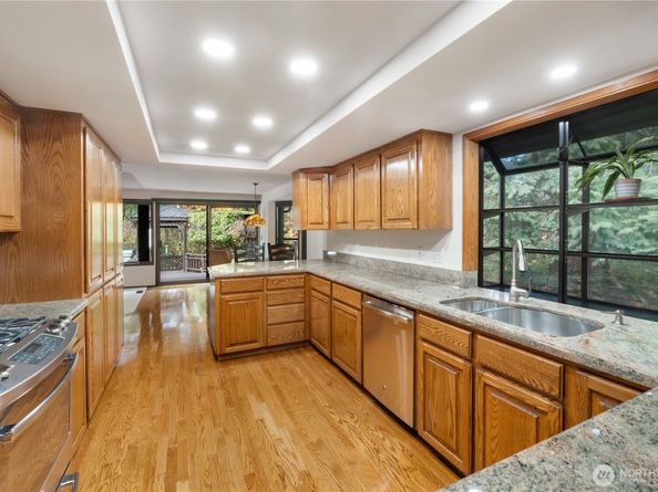 36607 9th Avenue SW, Federal Way WA 98023