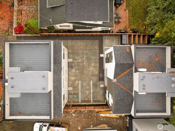 939 N 87th Street A, Seattle WA 98103