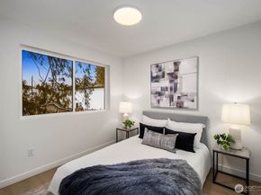 939 N 87th Street A, Seattle WA 98103