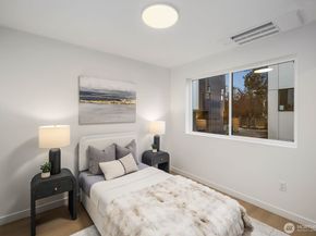 939 N 87th Street A, Seattle WA 98103