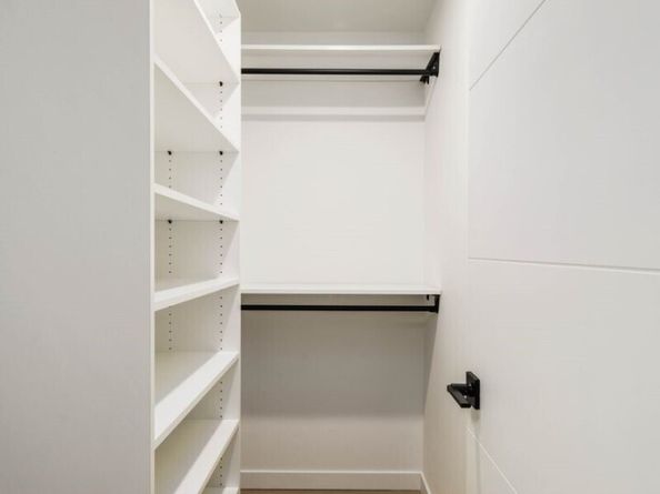 939 N 87th Street A, Seattle WA 98103