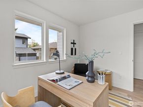 8407 42nd Avenue SW, Seattle WA 98136