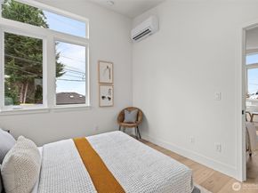 8407 42nd Avenue SW, Seattle WA 98136