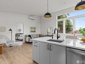 8407 42nd Avenue SW, Seattle WA 98136