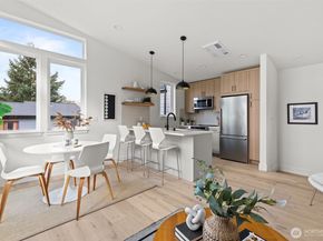 8407 42nd Avenue SW, Seattle WA 98136