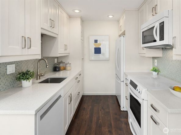 500 Aloha Street E307, Seattle WA 98109