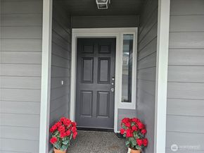 9925 S 242nd Place, Kent WA 98030