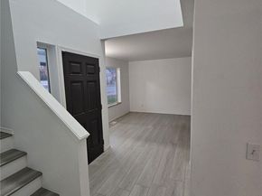 9925 S 242nd Place, Kent WA 98030