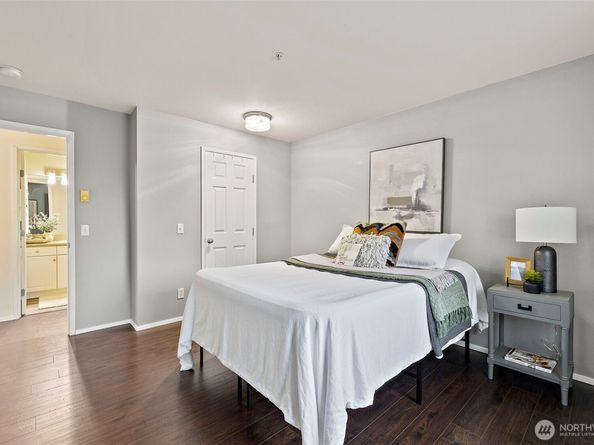 10825 SE 200th Street G303, Kent WA 98031