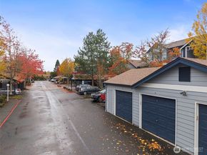 10825 SE 200th Street G303, Kent WA 98031