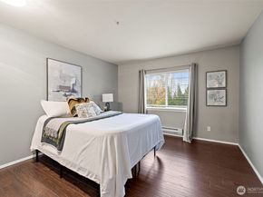 10825 SE 200th Street G303, Kent WA 98031