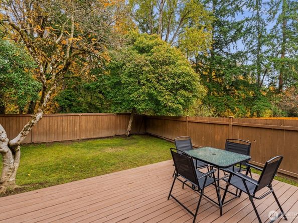 13324 NE 138th Pl, Kirkland WA 98034