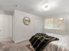 13324 NE 138th Pl, Kirkland WA 98034