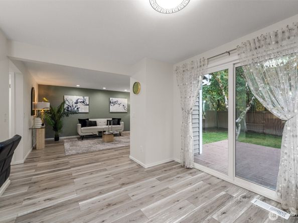 13324 NE 138th Pl, Kirkland WA 98034