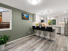 13324 NE 138th Pl, Kirkland WA 98034