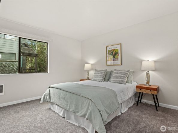 6 Lake Bellevue Drive 201, Bellevue WA 98005