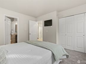 6 Lake Bellevue Drive 201, Bellevue WA 98005