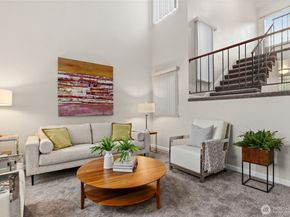 6 Lake Bellevue Drive 201, Bellevue WA 98005