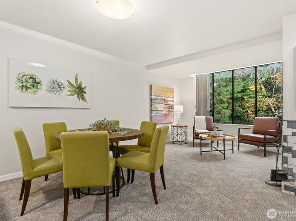 6 Lake Bellevue Drive 201, Bellevue WA 98005