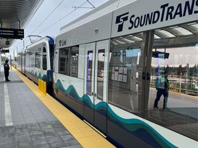 6 Lake Bellevue Drive 201, Bellevue WA 98005